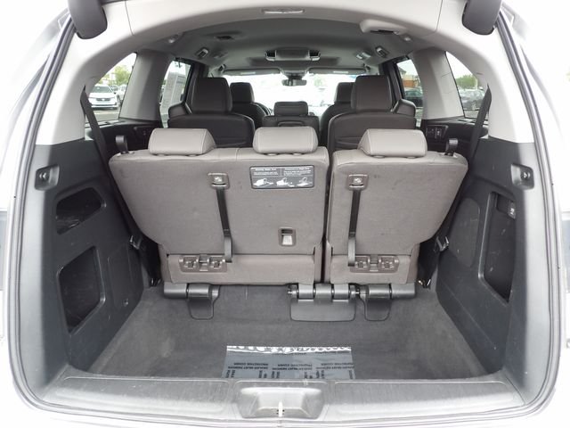 Used 2022 Lunar Silver Metallic Honda Touring image 11