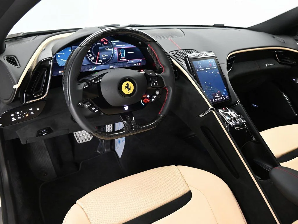 Used 2024 Bianco Avus Ferrari  image 7