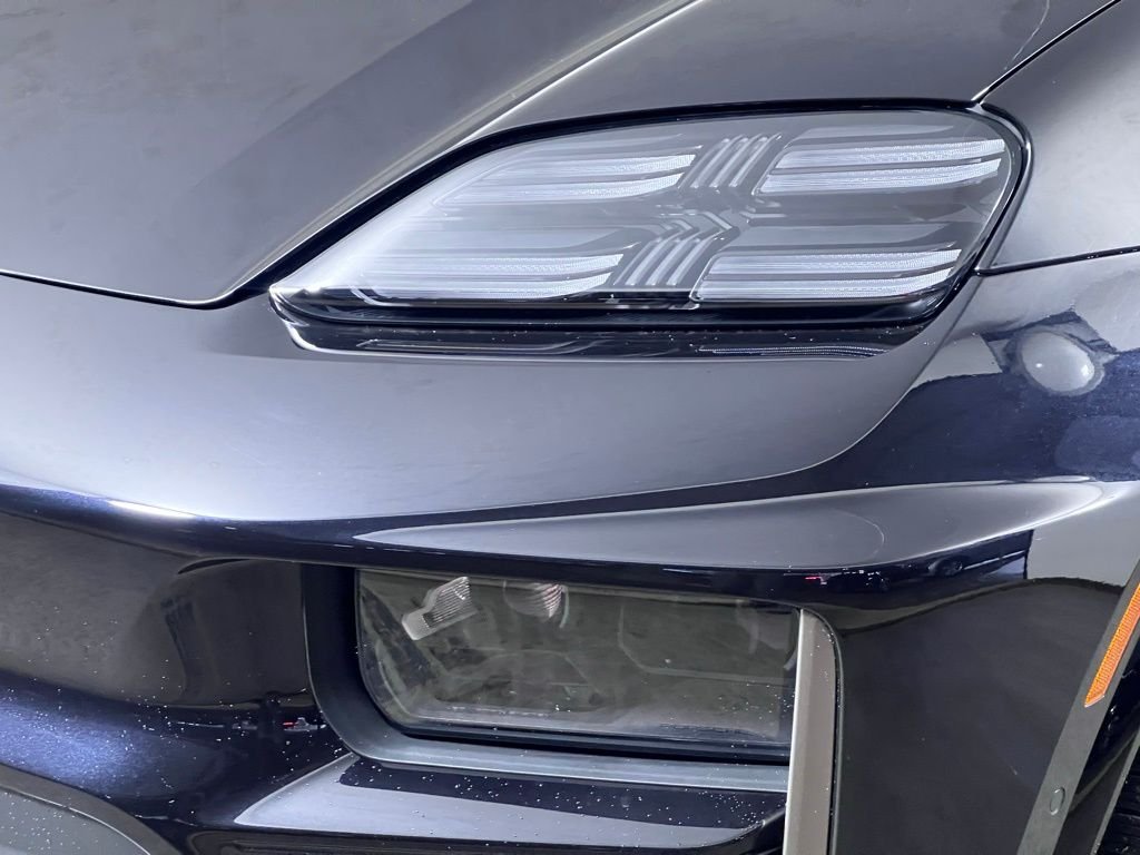New 2026 Jet Black Metallic Porsche Turbo image 12