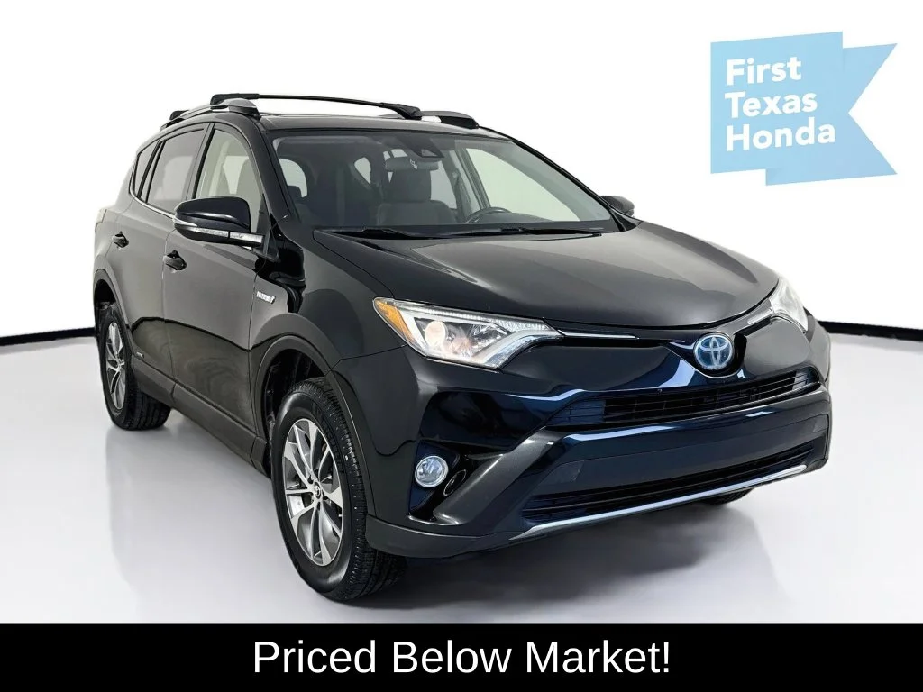 Used 2018 Black Sand Pearl Toyota XLE image 1