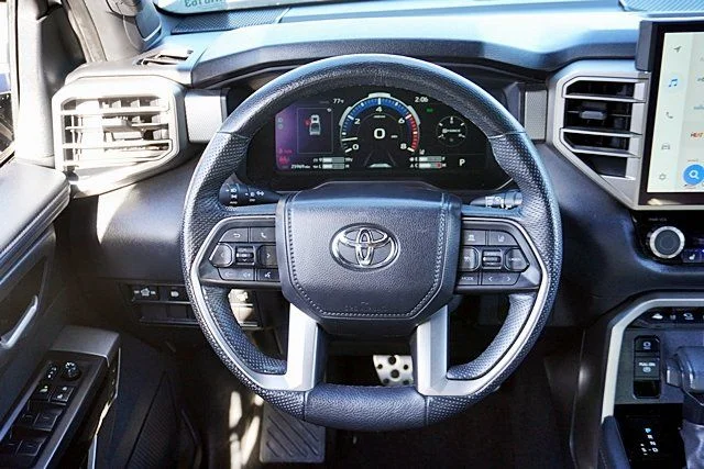 Used 2025 White Toyota Limited image 22