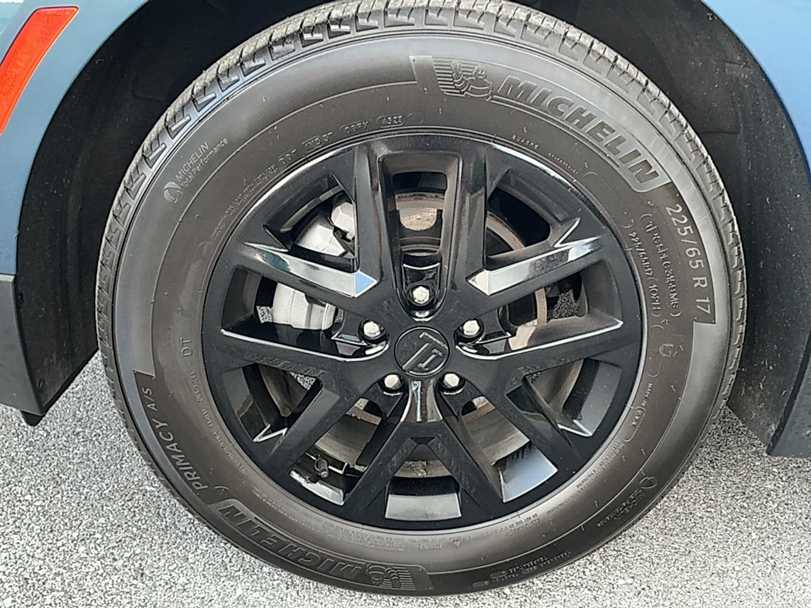 Used 2024 Lakeshore Blue Metallic Chevrolet FWD LT image 5