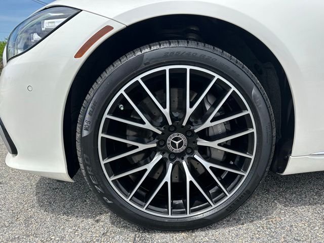 Certified Used 2023 White Mercedes-Benz S 580 image 9
