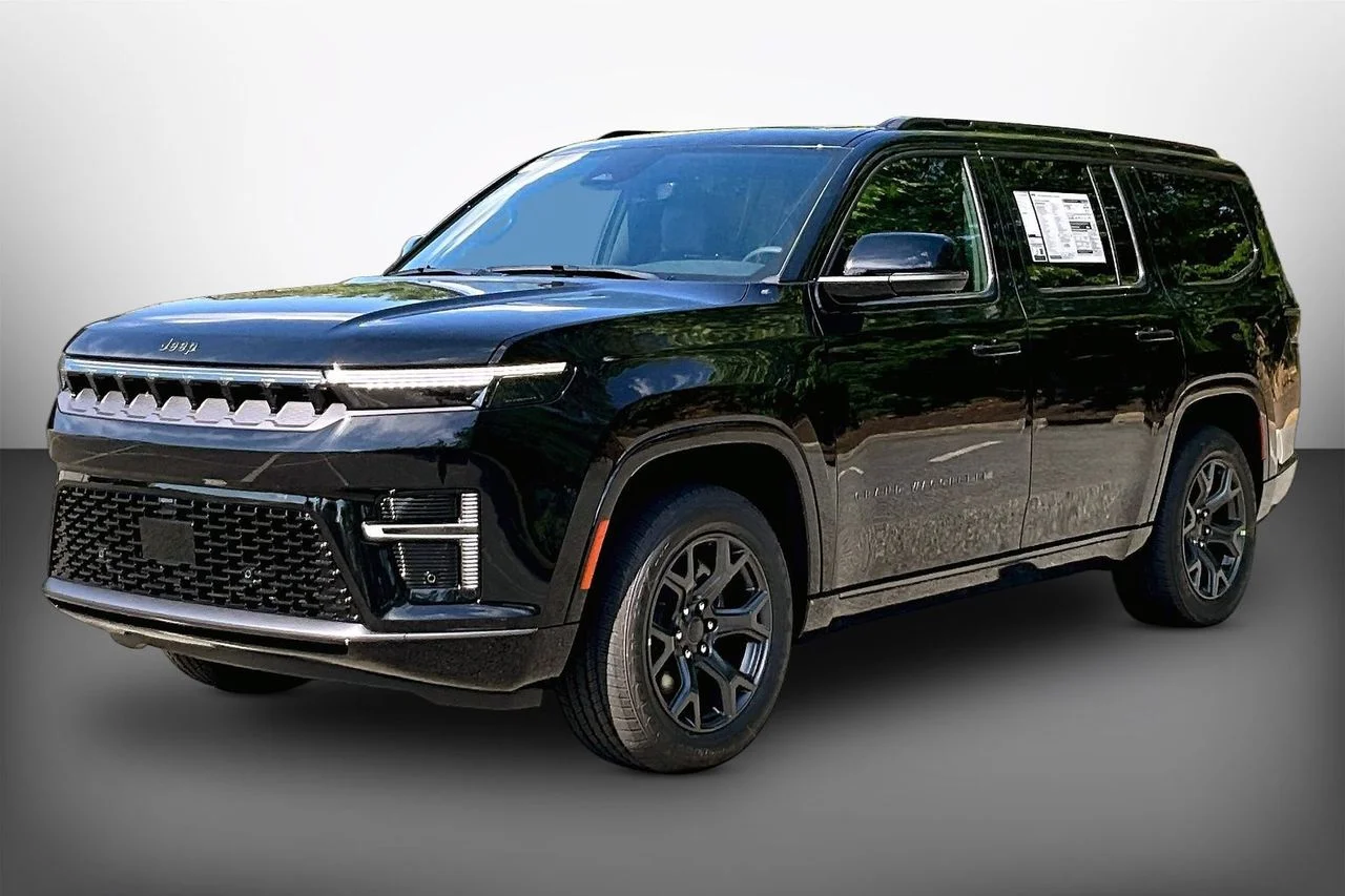 New 2026 High Gloss Black Jeep Limited Altitude image 4
