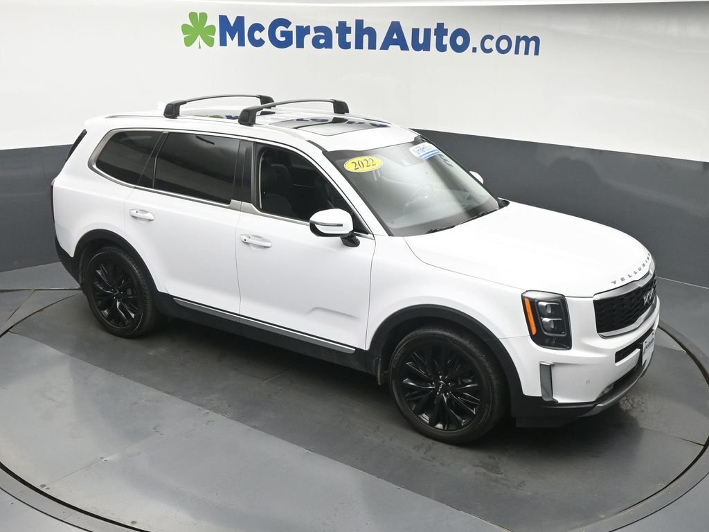 Used 2022 White Kia SX image 3