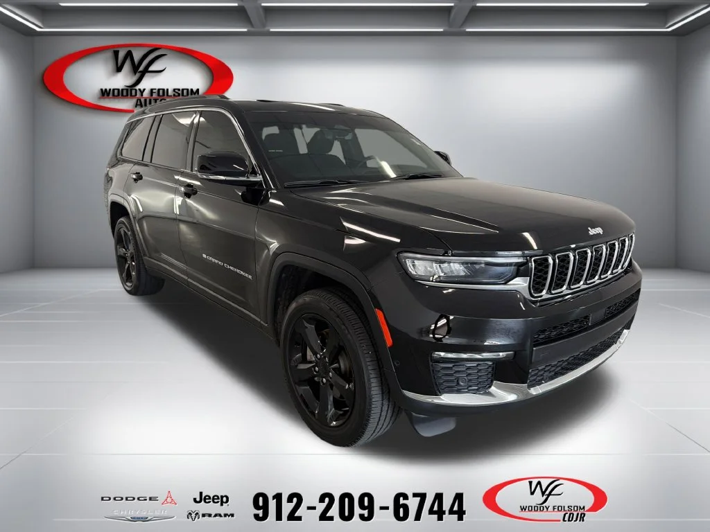 Used 2024 Black Jeep Limited image 1