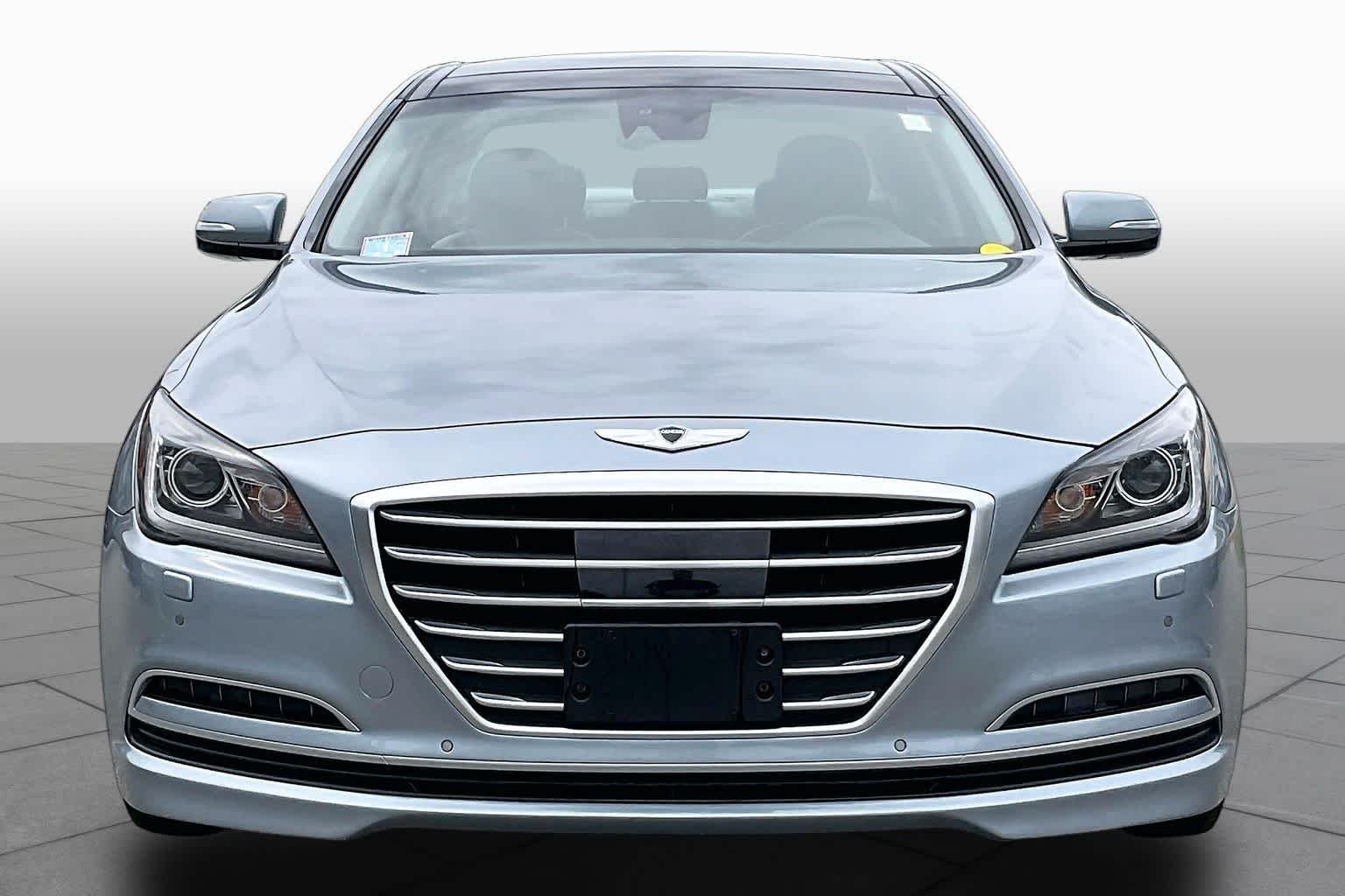 Used 2015 Parisian Gray Hyundai 3.8L image 3