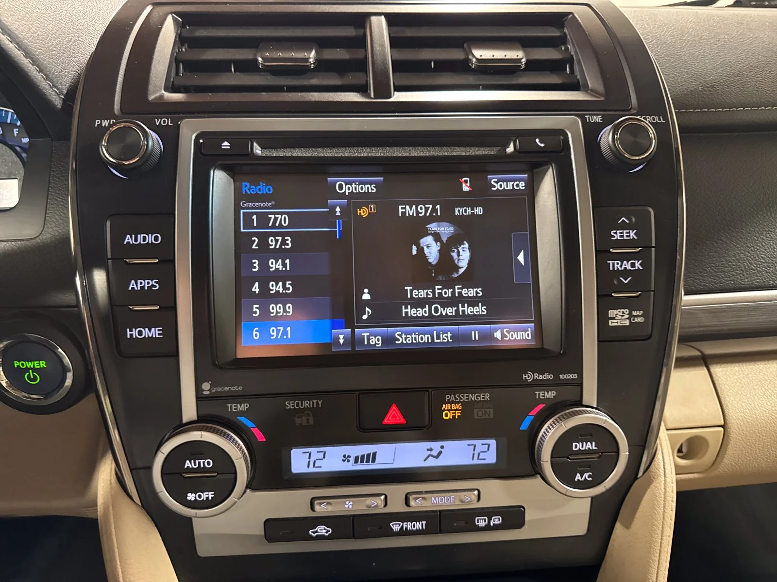 Used 2014 Cypress Pearl Toyota XLE image 17