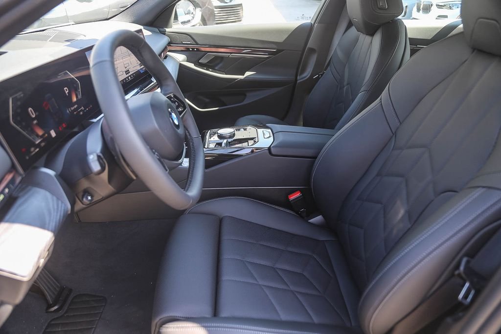 New 2026 Black Sapphire Metallic BMW 530i image 13