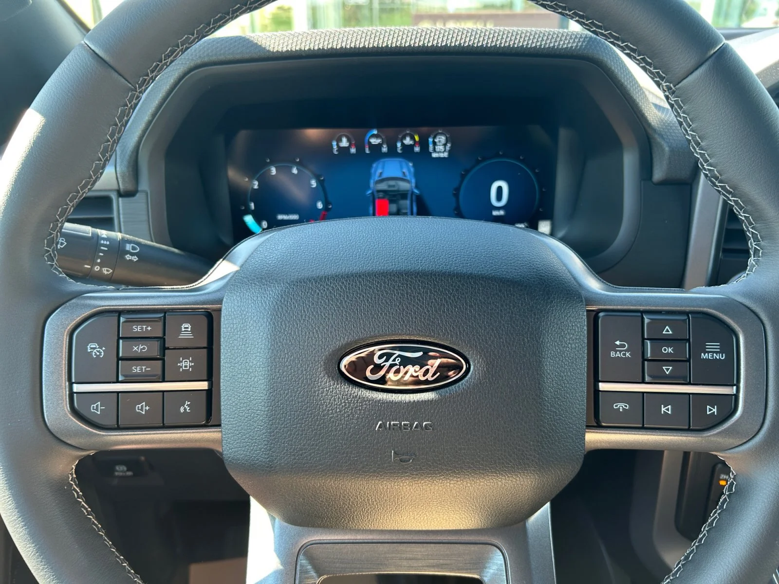 New 2026 Carbonized Grey Metallic Ford XLT image 21