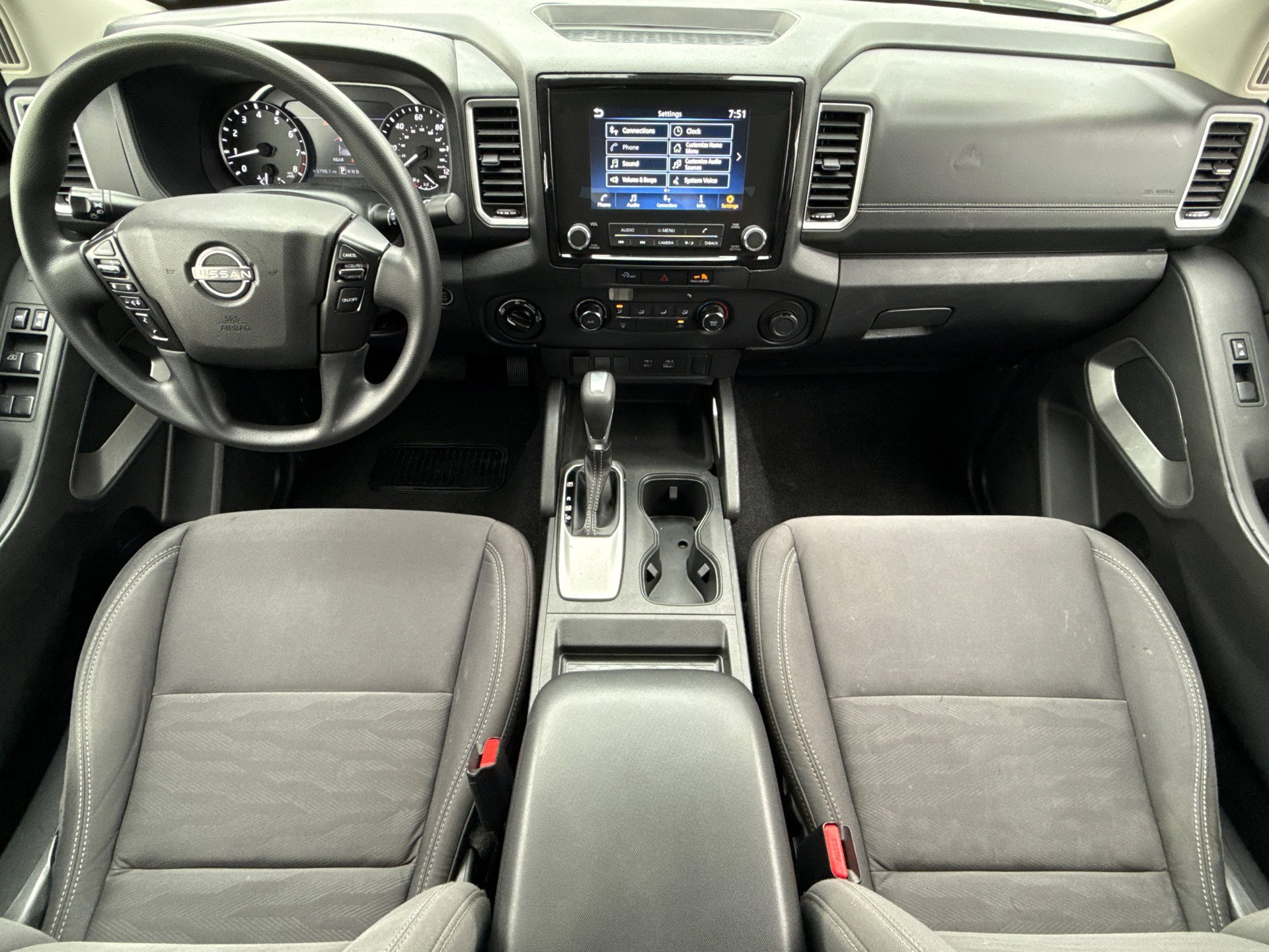 Used 2023 Glacier White Nissan SV image 17