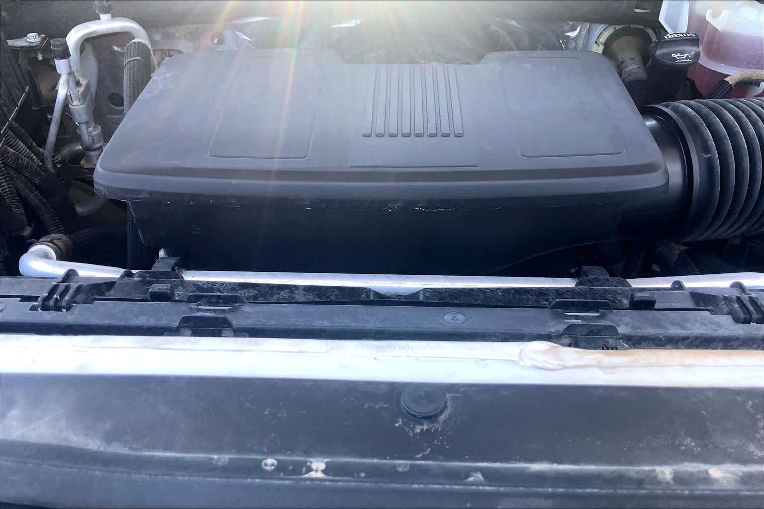 Used 2019 Summit White Chevrolet LT image 33