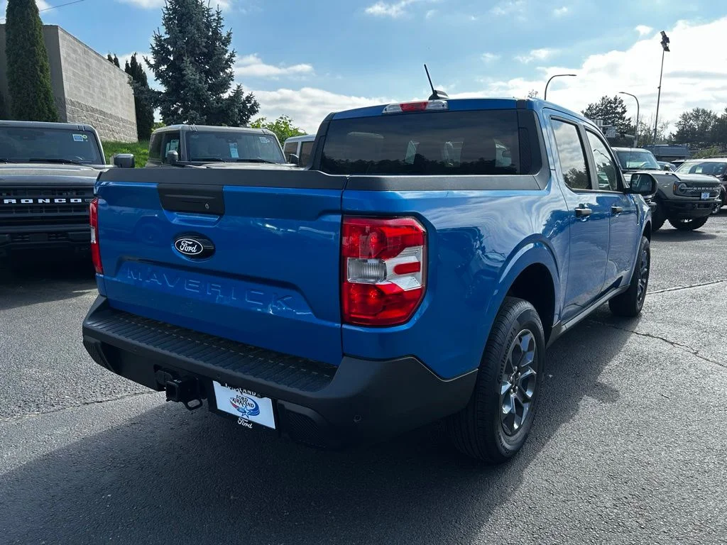 New 2026 Velocity Blue Ford XLT image 8