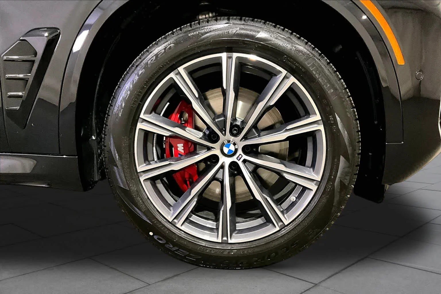 New 2026 Black Sapphire Metallic BMW xDrive40i image 17