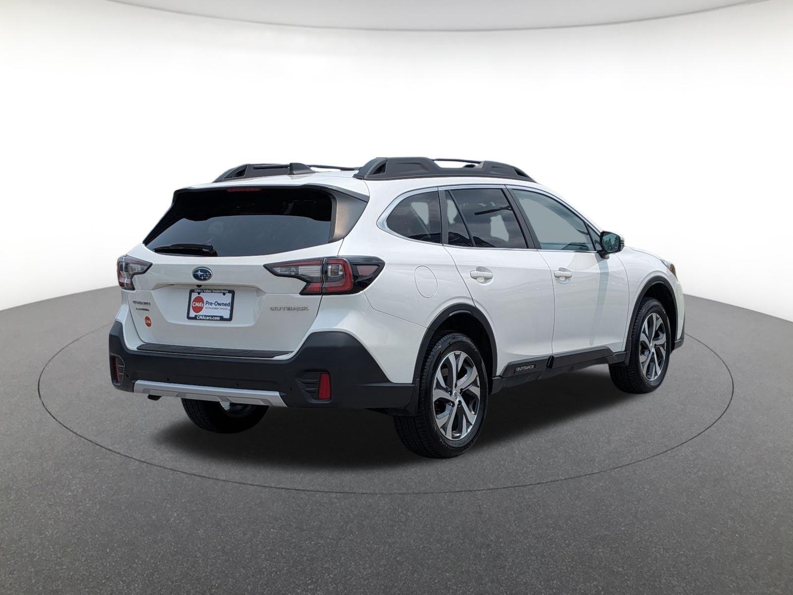 Used 2022 Crystal White Pearl Subaru Limited image 5