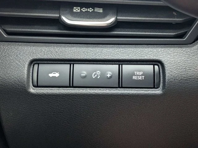 2024 Nissan Altima SR - Photo 20
