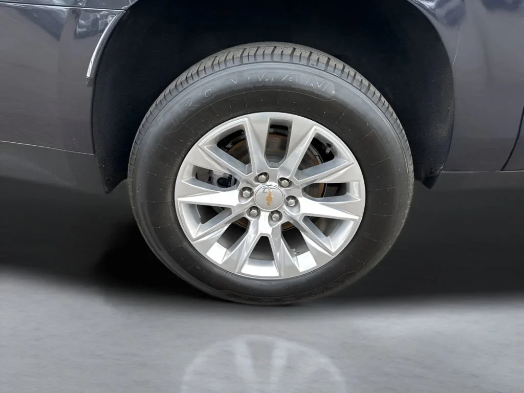 Used 2023 Dark Ash Metallic Chevrolet Premier image 41