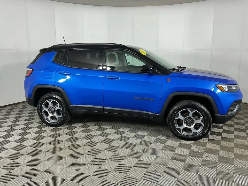 Used 2022 Blue Jeep Trailhawk image 18