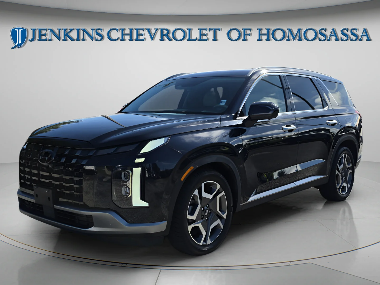 Used 2024 Moonlight Cloud Hyundai Limited image 11