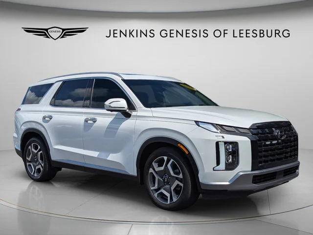 Used 2025 White Hyundai Limited image 1