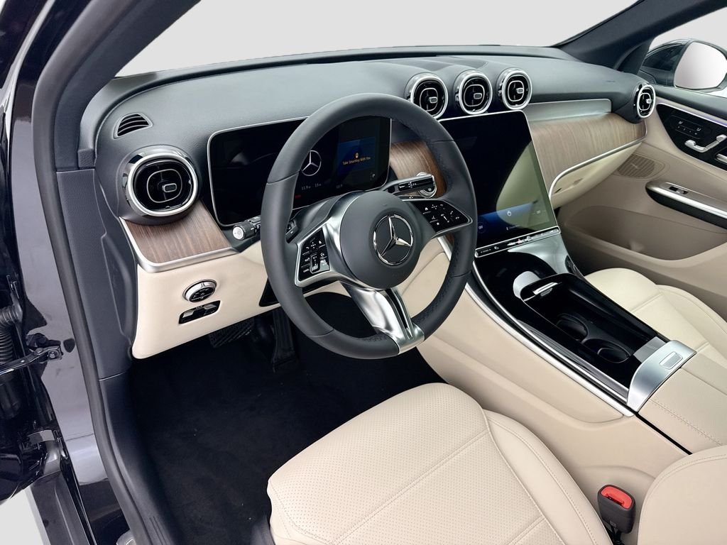 New 2026 Obsidian Black Metallic Mercedes-Benz GLC 300 image 9