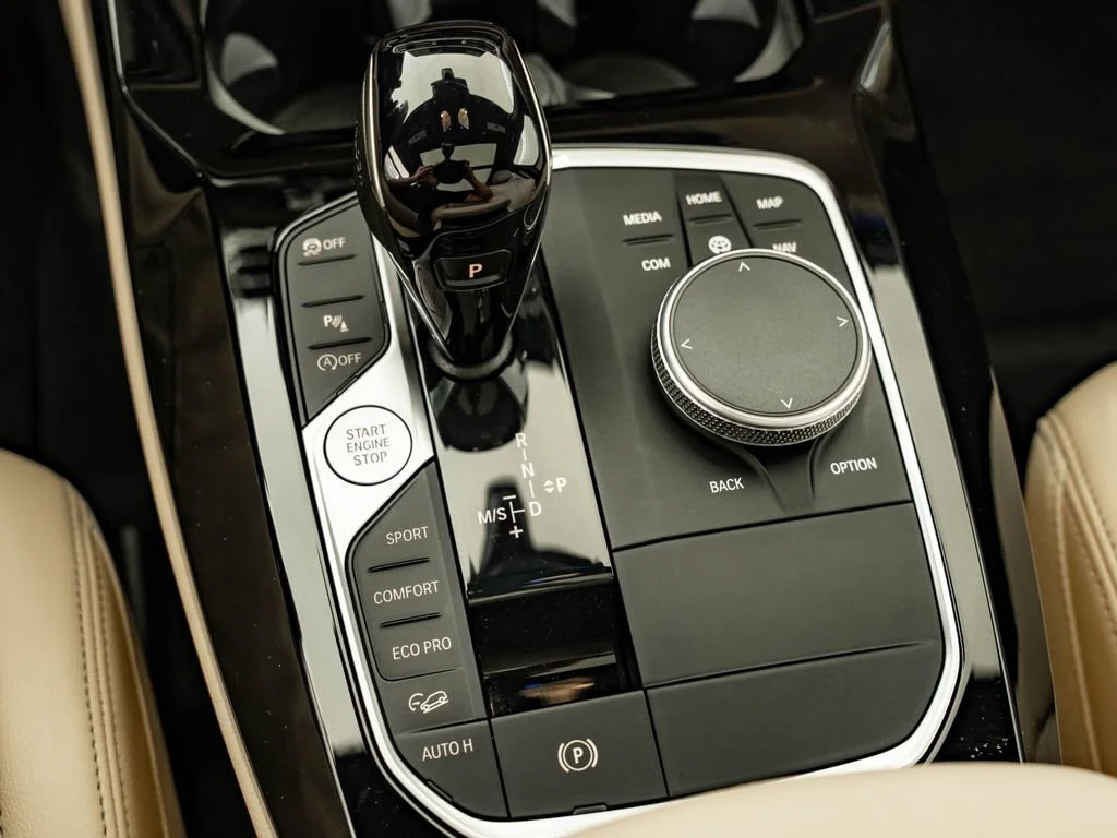 Used 2022 Phytonic Blue Metallic BMW xDrive30i image 38