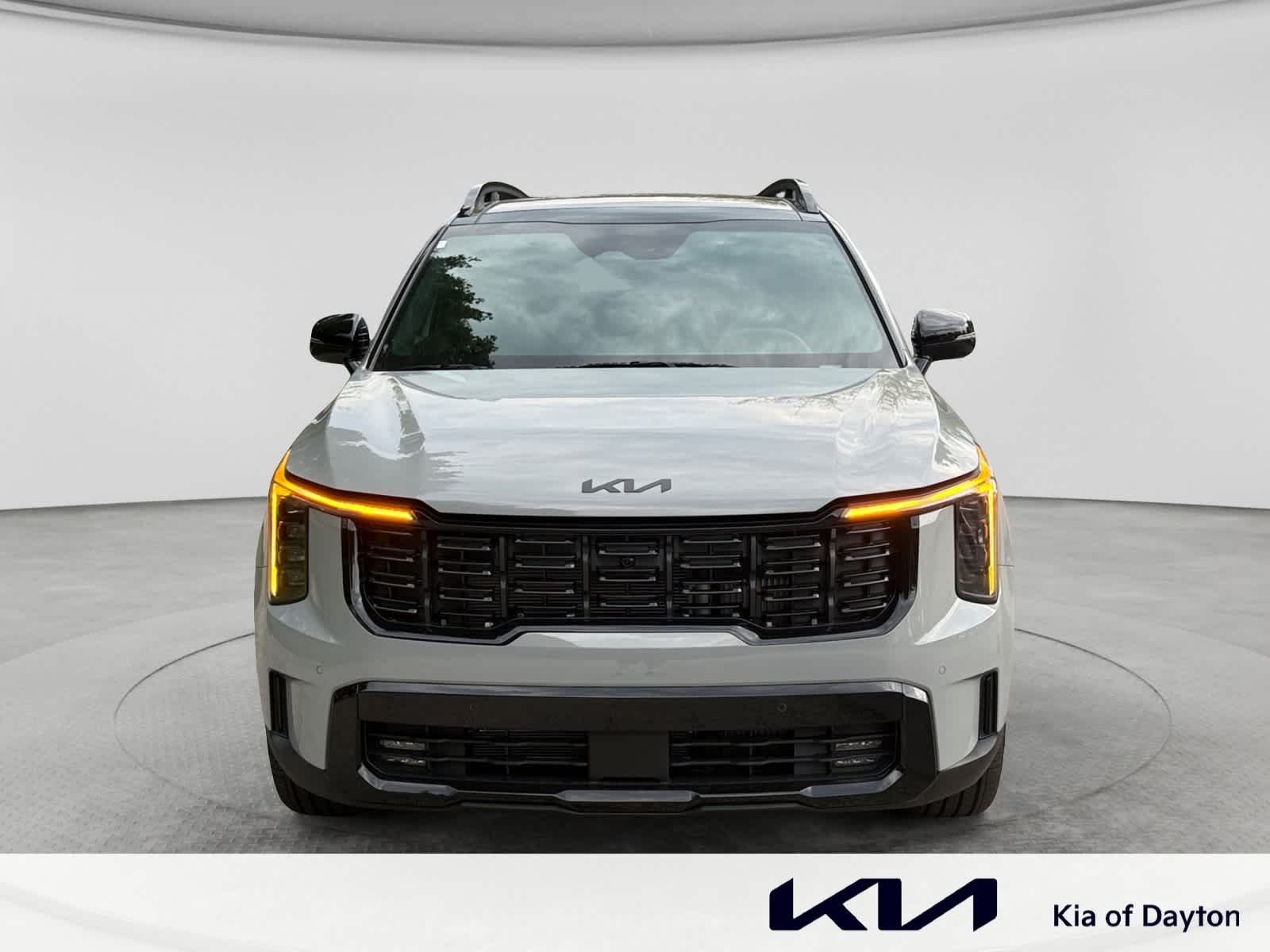 New 2026 Wolf Gray Kia X-Line SX Prestige image 2