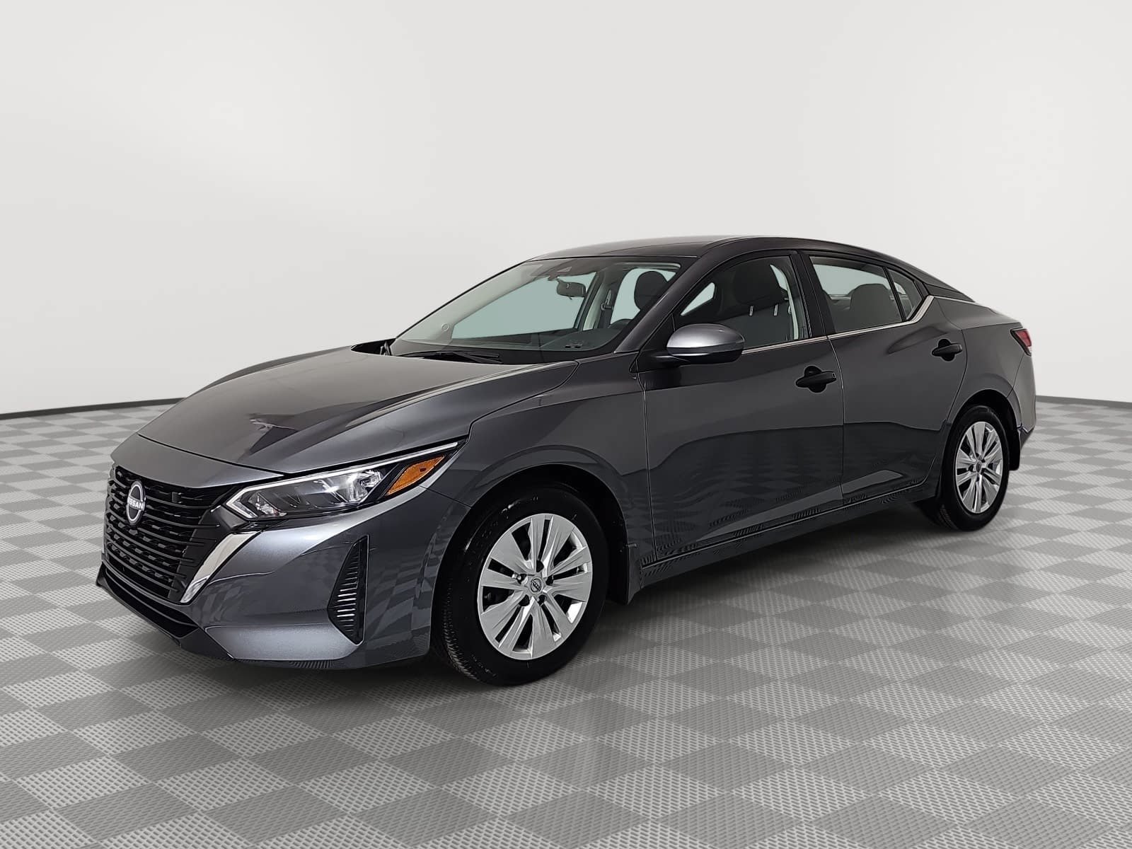 Used 2025 Gray Nissan S image 4