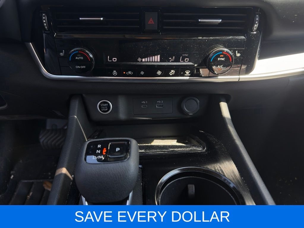 Used 2023 White Nissan SV image 14