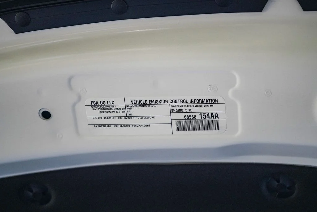 Used 2023 White Ram Big Horn/Lone Star image 27