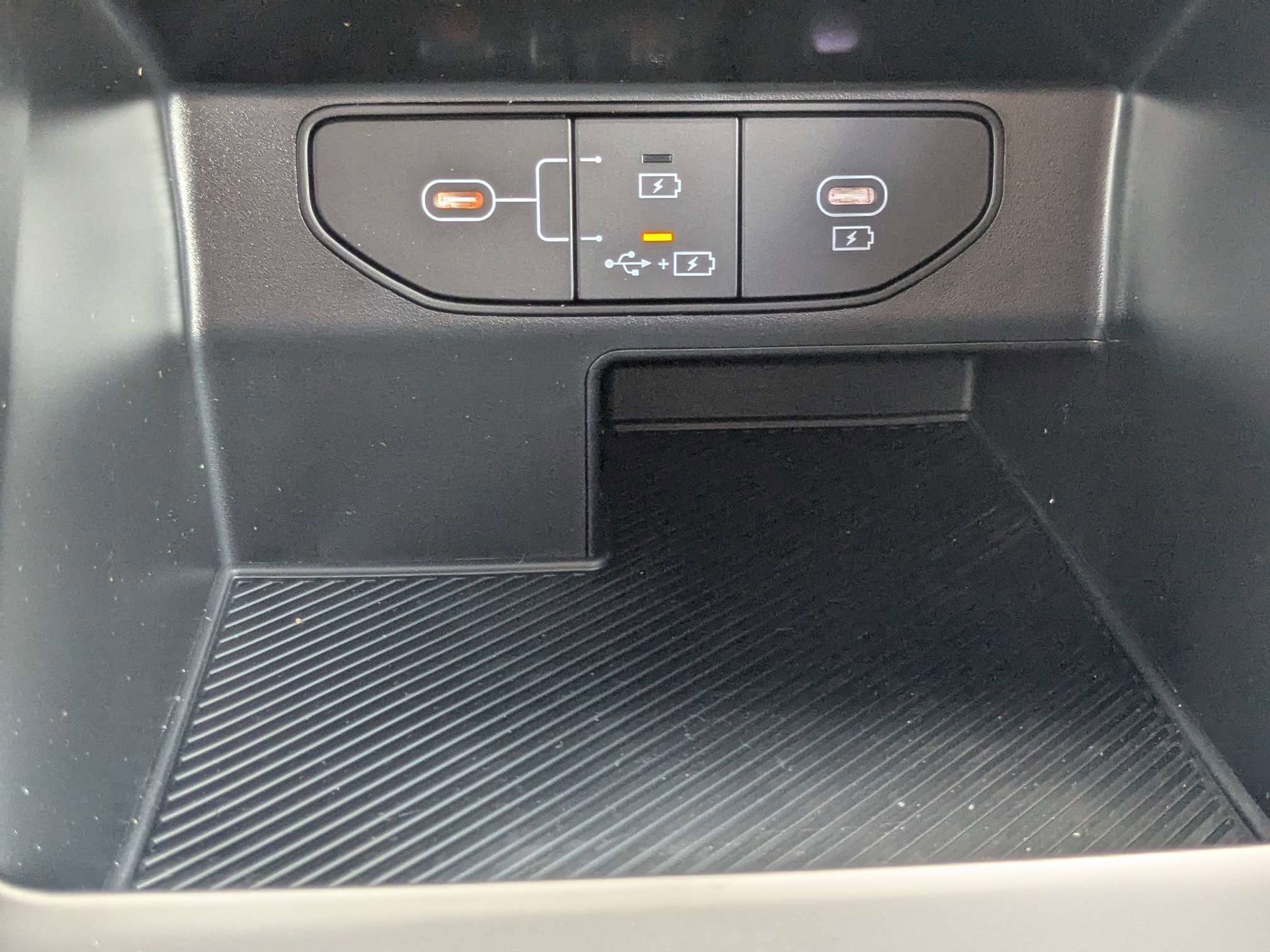 New 2026 Glacial White Kia LX image 25