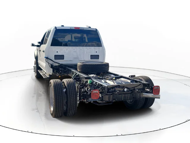 New 2027 Oxford White Ford XL 4WD CREW CAB image 7