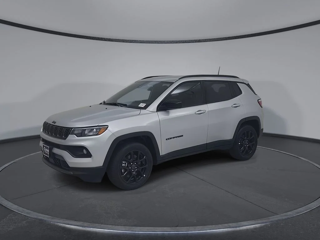 New 2026 Silver Zynith Metallic Clearcoat Jeep Latitude image 7