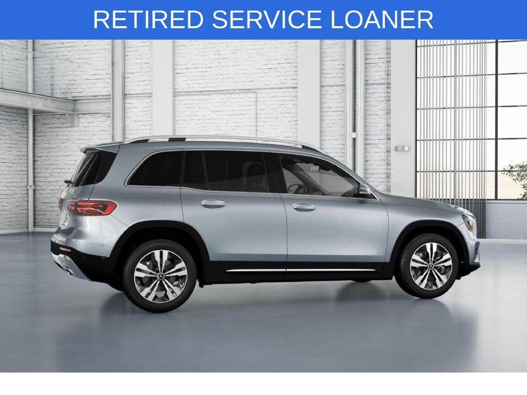 Used 2026 Silver Mercedes-Benz GLB 250 image 18