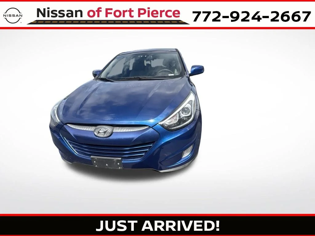 Used 2014 Blue Hyundai GLS image 1