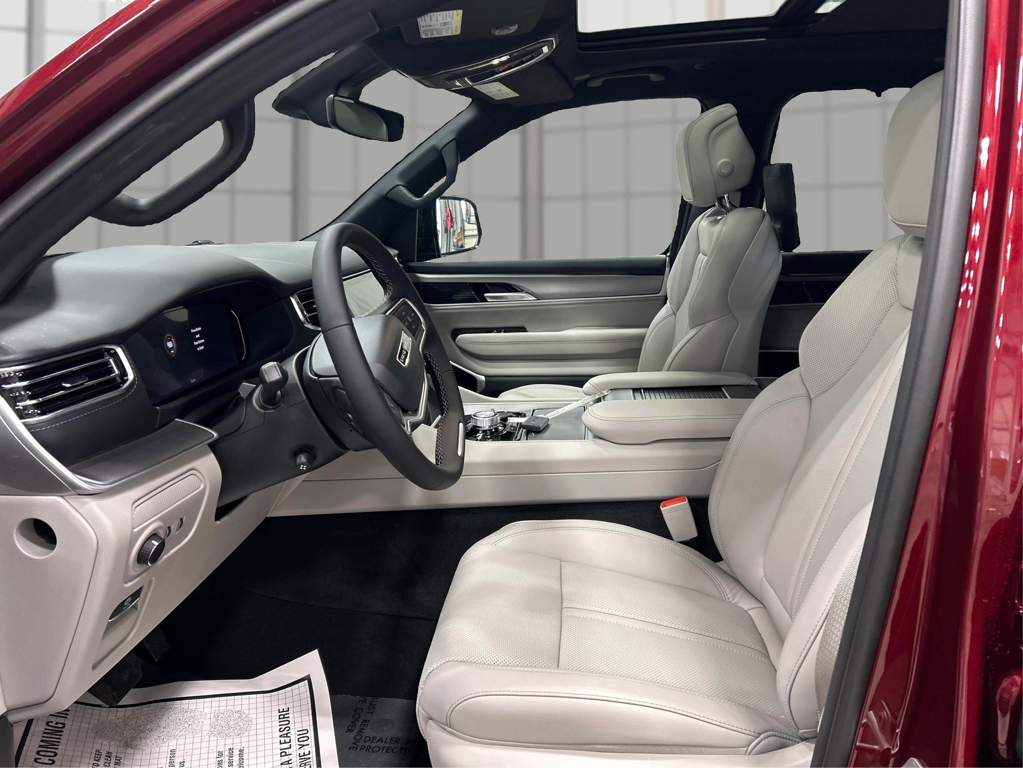 New 2026 Velvet Red Pearl-Coat Exterior Paint Jeep Limited Reserve image 9