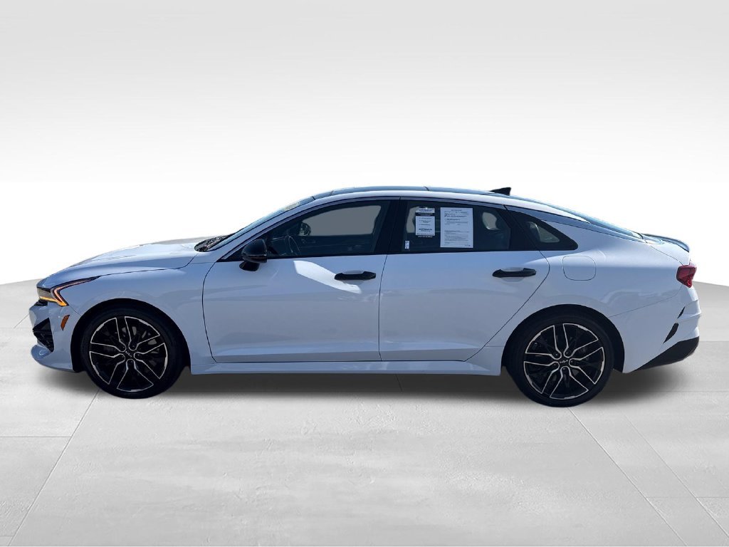 Used 2024 White Kia GT image 2