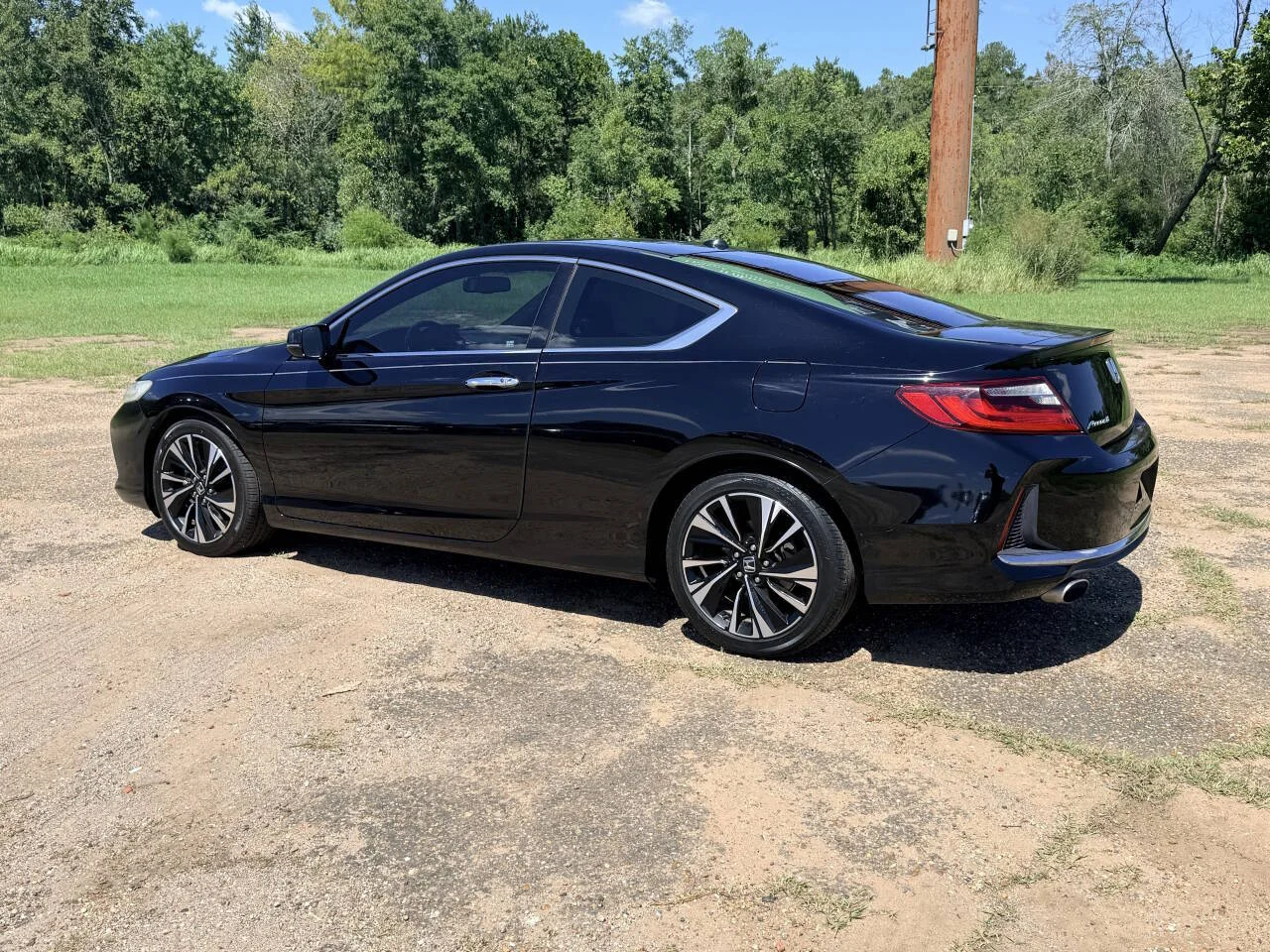 Used 2016 Black Honda EX L V6 2dr Coupe 6A image 3
