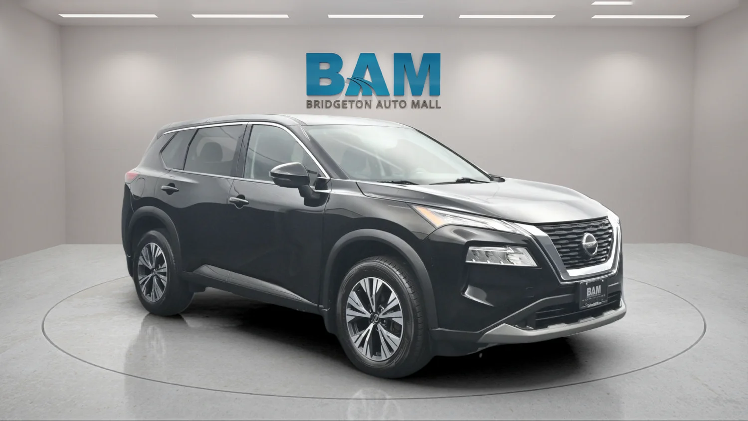 Used 2021 Black Nissan SV Intelligent AWD image 1