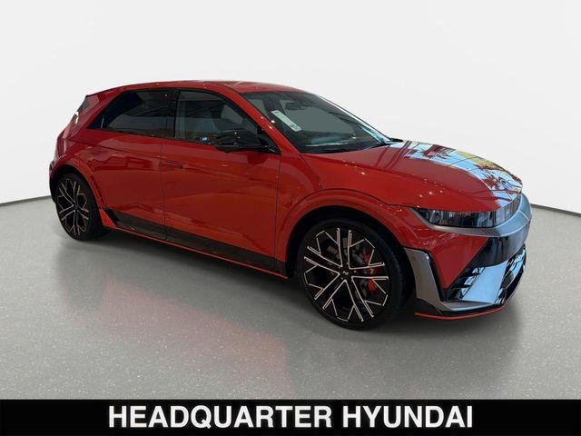New 2026 Orange Hyundai Base image 1