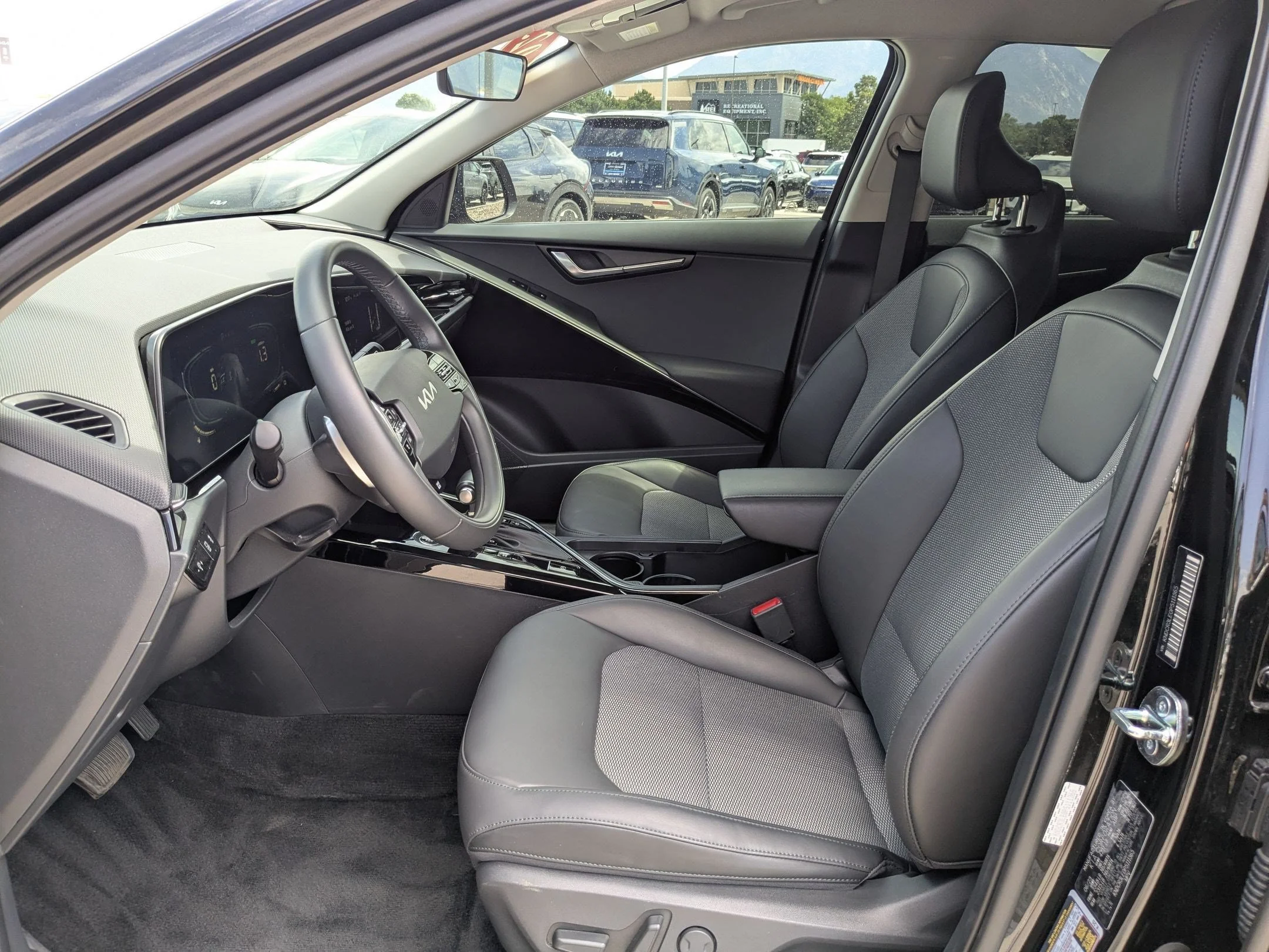 Used 2023 Aurora Black Pearl Kia EX image 23