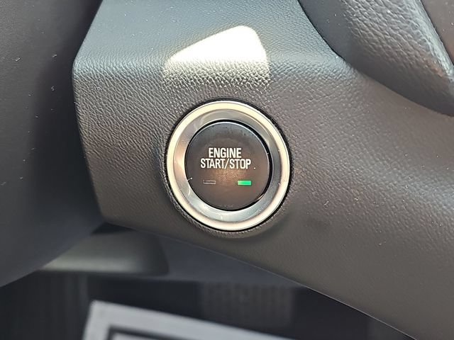 Used 2022 Desert Sand Metallic GMC AT4 image 19