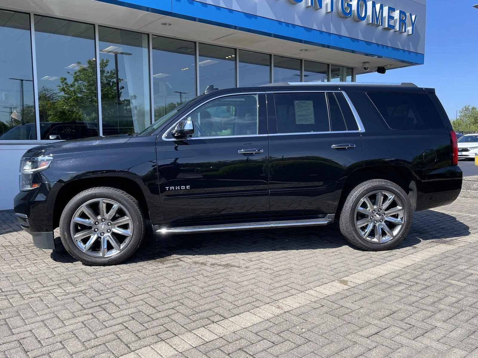 Used 2020 Black Chevrolet Premier image 2