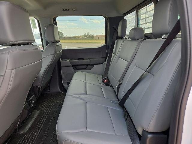 New 2025 Oxford White Ford F-350® XL image 42