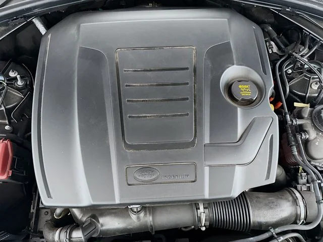Certified Used 2026 Gray Land Rover Dynamic SE image 32