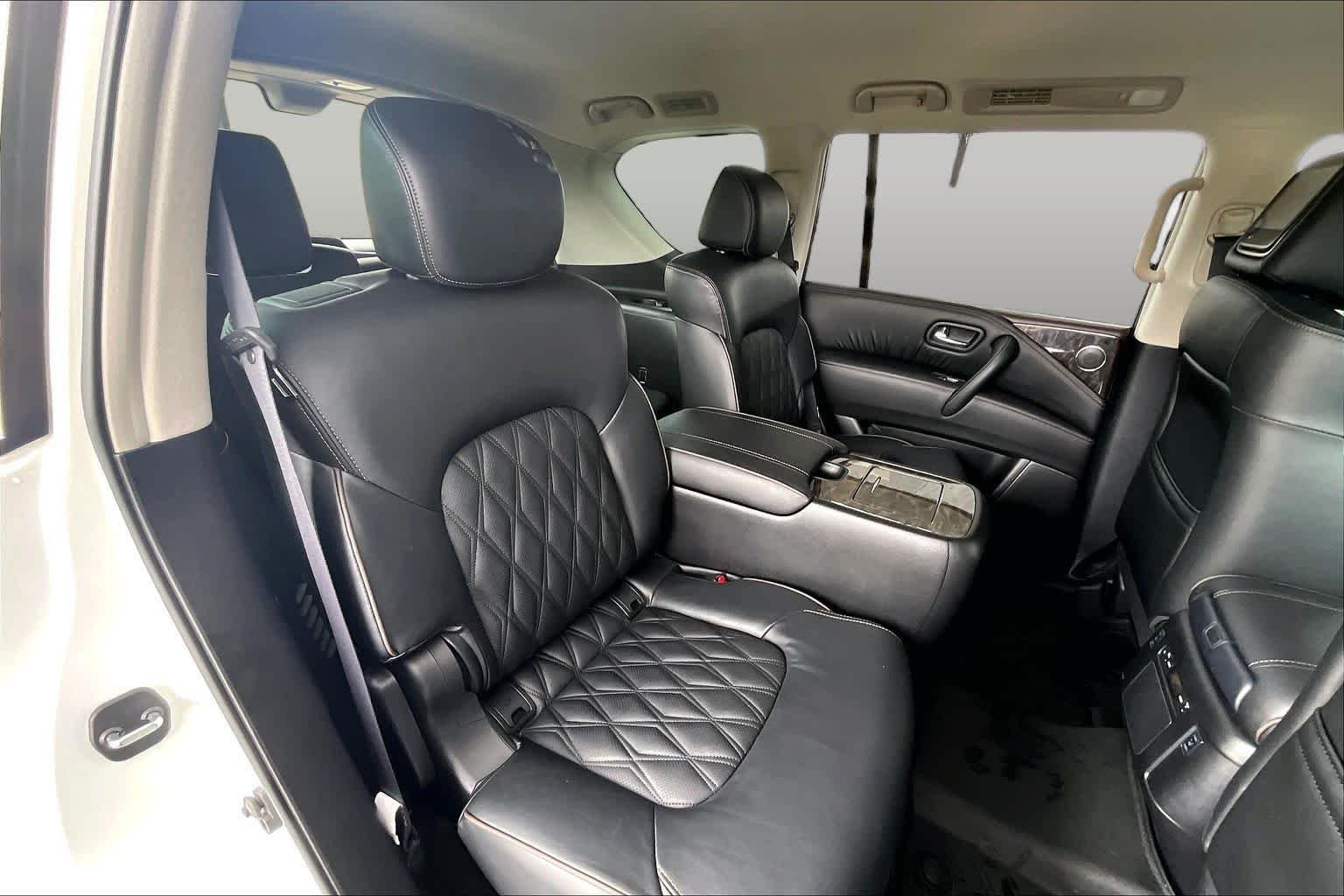 Used 2023 Aspen White Tricoat Nissan Platinum image 21