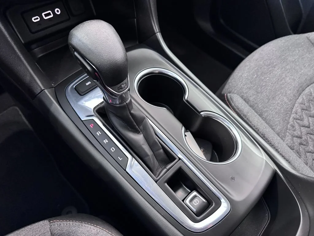 2023 Chevrolet Equinox LT - Photo 22