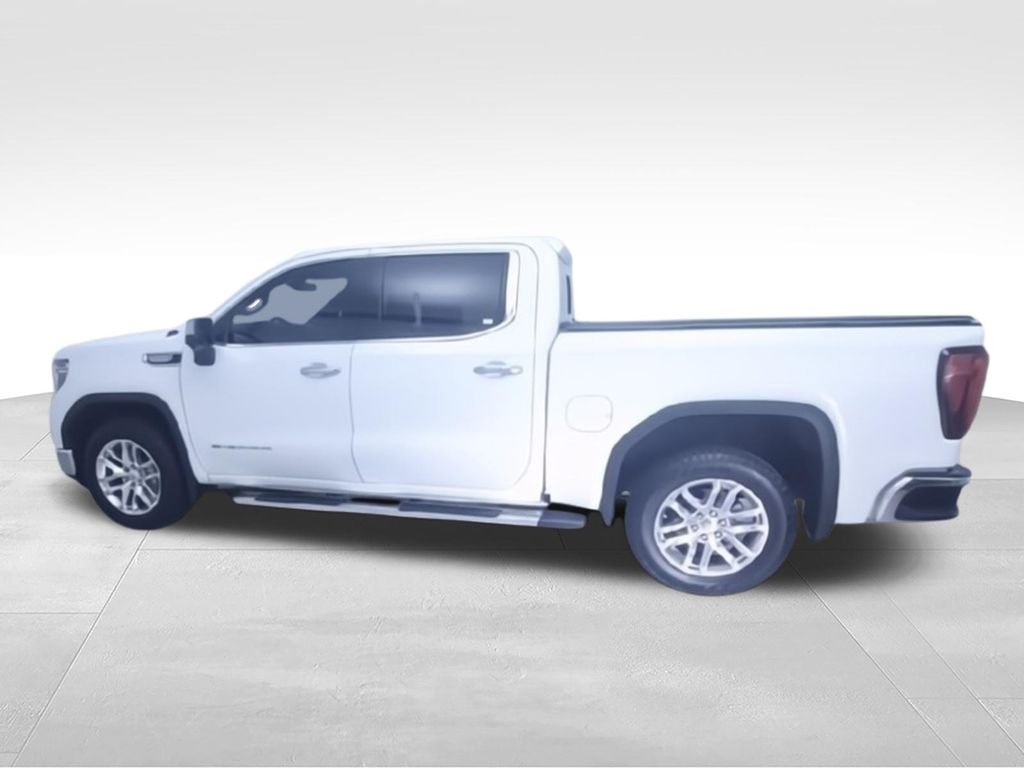 Used 2021 White GMC SLT image 7