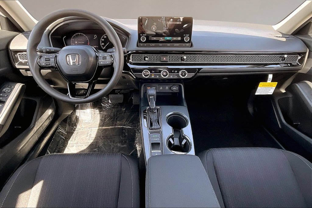 New 2026 Platinum White Pearl Honda LX image 5