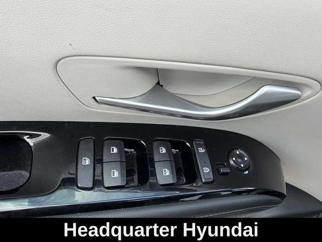 Certified Used 2022 Gray Hyundai SEL image 8